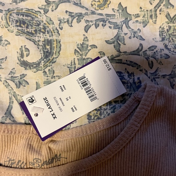 Britney Spears Tank - Picture 2 of 2